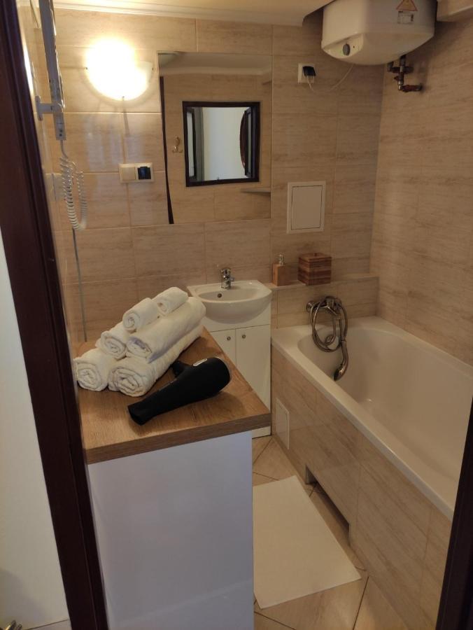 Apartament Lapacz Snow แชมิตช์ ภายนอก รูปภาพ